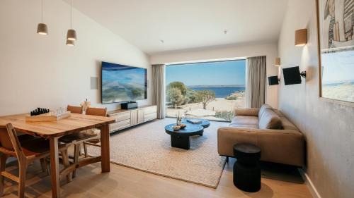 Eyre Peninsula Resort | Rumi On Louth