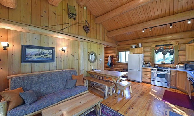 Winthrop Cabin | Cozy Running Wolf Cabin with Pool, Hot Tub & Ski Access