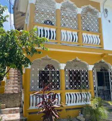Negril House | Family-Friendly Runthings Hideaway Stay in Negril - Rated 10/10