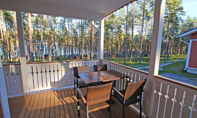 Kitee Cottage | Discover Ruokkeen Lomakylä: Ocean Views & Relaxing Spa
