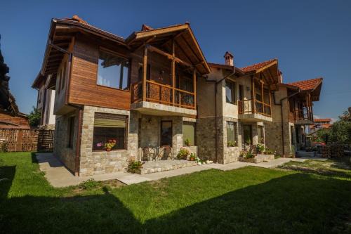 Kvartal Noviya Grad House | Discover Rupchini Houses: 4-Star Pet-Friendly Retreat