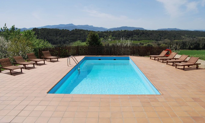 Vilademuls Cottage | Family-Friendly Rural Retreat in Girona, Costa Brava