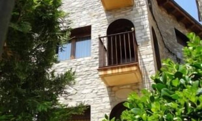 Portell Cottage | Cozy Rural Apartment Cal Ventura Vell with Pool & Kitchen