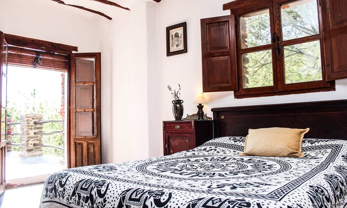 Capileira Cottage | Inviting Cortijo Catifalarga Apartment with Ocean View & Spa