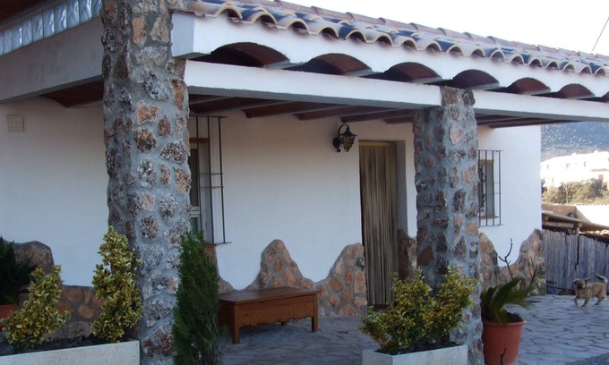 Pozo Alcon Cottage | Relax at Rural House Cortijo El Helao - Pool & Ocean Views