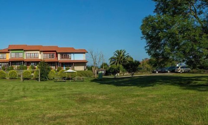 Llames de Pria Cottage | Oceanfront Rural House at Playa de Guadamía for 4 Guests
