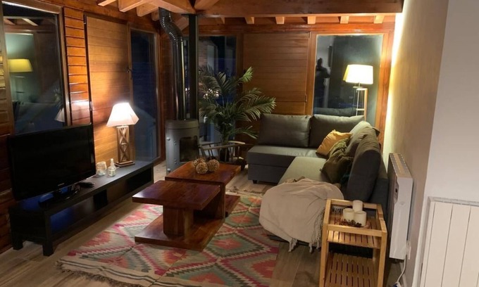Villamorey Cottage | Cozy Rural House in Asturias with Breathtaking Mountain Views