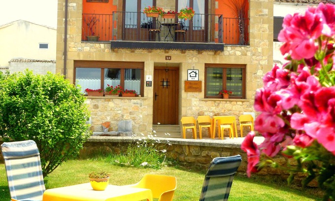 Galdeano Villa | Family-Friendly Rural House in Navarra with Pet Amenities
