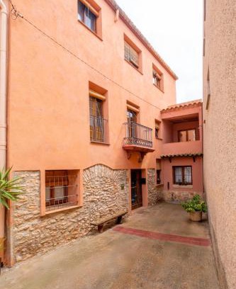 Rodonya House | Inviting Rural Jordà: Pet-Friendly with Oceanfront Views