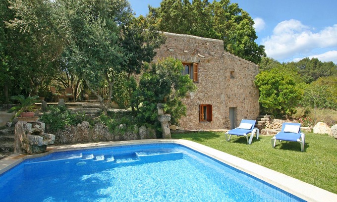 Campanet House | Relaxing Retreat near Tramuntana with Pool & Ocean Views