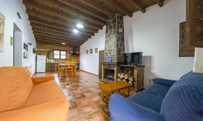 Bacares Apartment | Eco-Friendly Retreat with Ocean Views and Pool Access