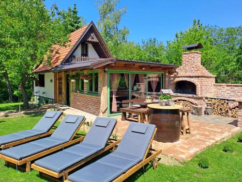 Novigrad Podravski House | Idyllic Retreat: Ruralna kuća za odmor Marija Awaits You!