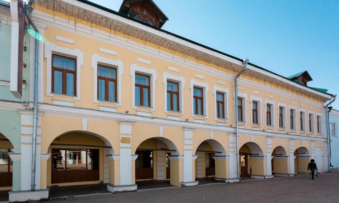 Rostov Hotel | Budget-Friendly Russkoe Podvorie with Breakfast & Hot Tub