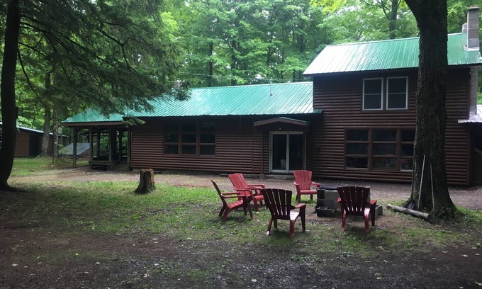 Croghan House | Rustic Adirondack Retreat by French Pond with Beach Access