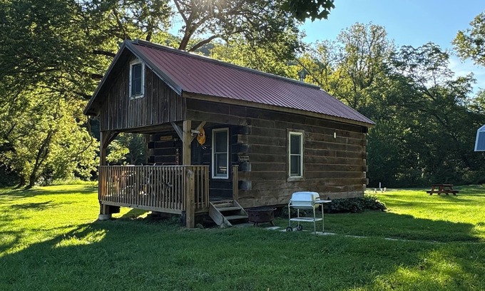 Boscobel Cabin | Rustic Cabin at Crooked Creek