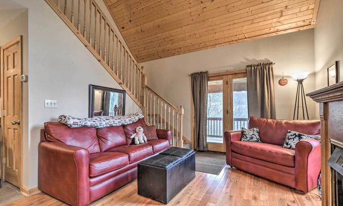 Snowshoe Cabin | Cozy Cabin Retreat: 9.8 Rated Near Snowshoe Resort