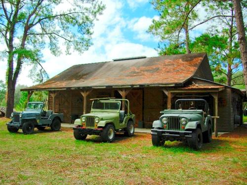 Fort McCoy House | Rustic Cabin on a Ranch near the Ocala National Forest in Central Florida