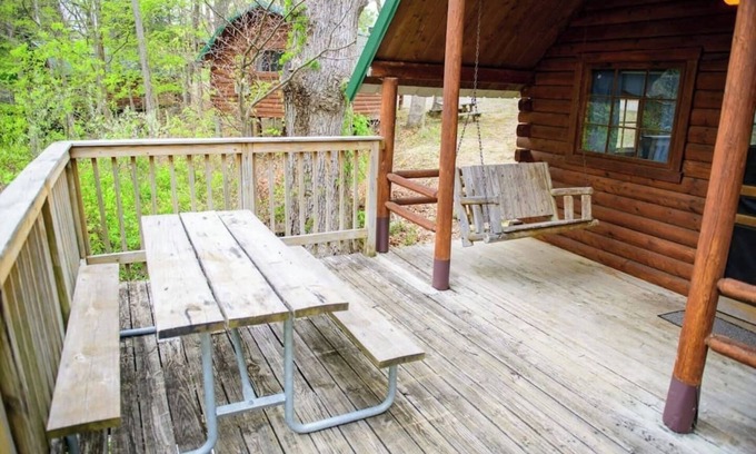 Bloomington Cabin | Cozy Bloomington Cabin with Scenic Views and Pool Access