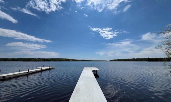 Grand Rapids Cabin | Relaxing Log Cabin Retreat with Lake View in Grand Rapids