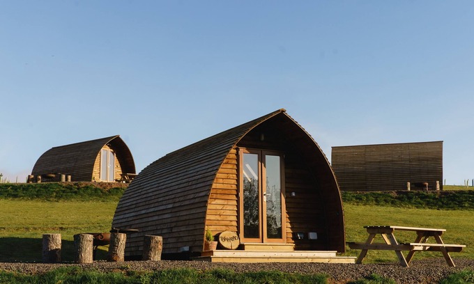 Cockburnspath Cabin | Rustic Coastal Cabin with Wood Fired Hot Tub