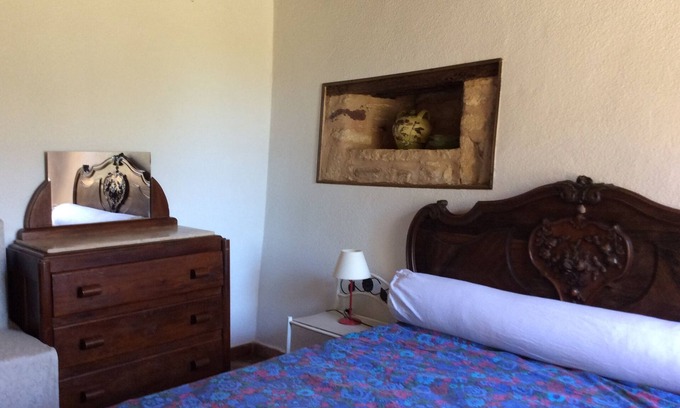 Pays-de-Belves Cottage | Charming Rustic Cottage Near Monpazier with Great Amenities