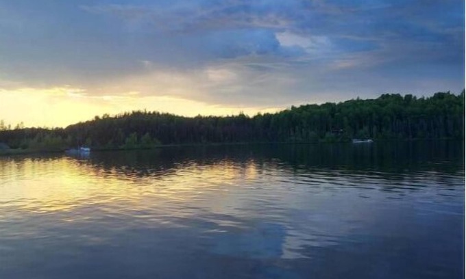 Willow Cabin | Rustic dry Cabin on Nancy Lake! True Alaskan Experience with Outhouse!