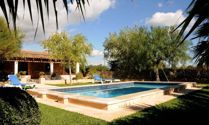 Alcudia Cottage | Serene Finca Retreat Amidst Nature near Pollença & Alcúdia