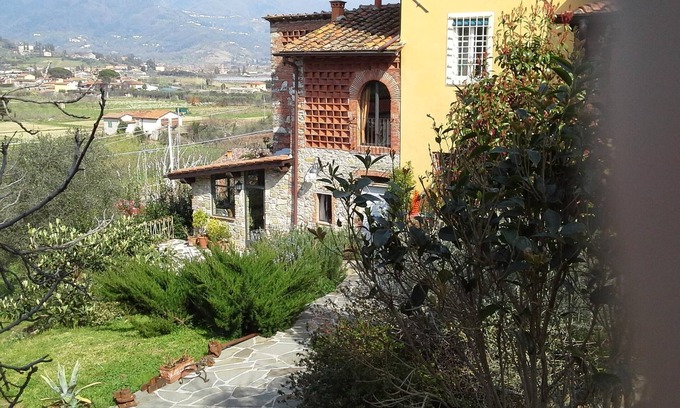 San Michele di Moriano House | Cozy Getaway for Young Couples with Ocean View & Pool