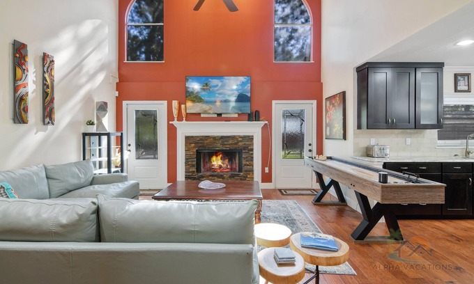 Windermere Villa | Pet-Friendly Rustic Hideaway with Modern Comforts