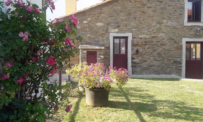 Cerdeira Cottage | Cozy Rural Retreat with Spa & Family-Friendly Amenities
