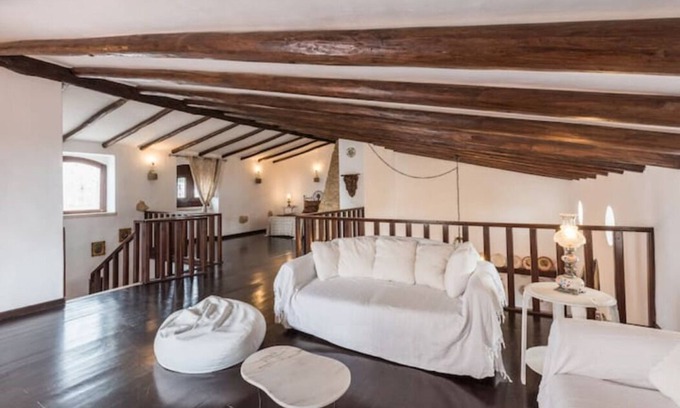 Silves Cottage | Charming Algarve Retreat with Private Pool and Ocean Views