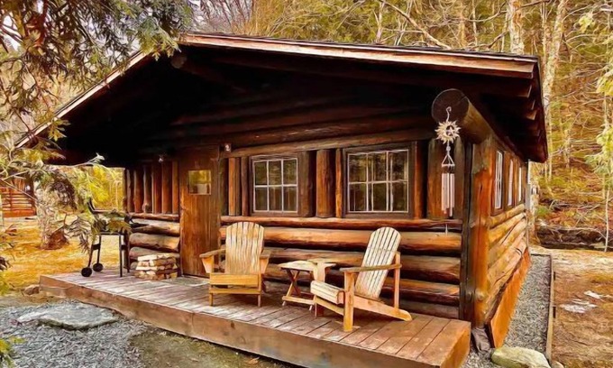 Lisbon House | Pet Friendly Rustic Log Cabin #2 - A Peaceful Getaway