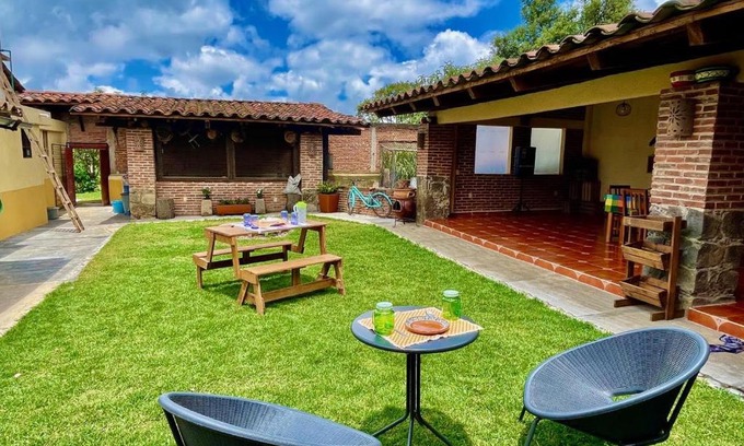 Zacatlan Villa | Elegant Retreat Near Historic Zacatlan with Family Amenities