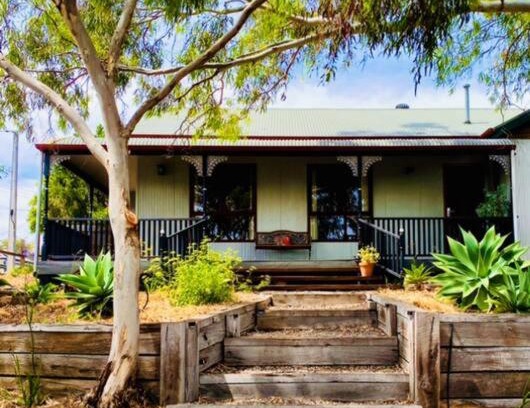 Gawler South Apartment | Unforgettable Rustic on 13th: Pet Friendly & Family Welcome