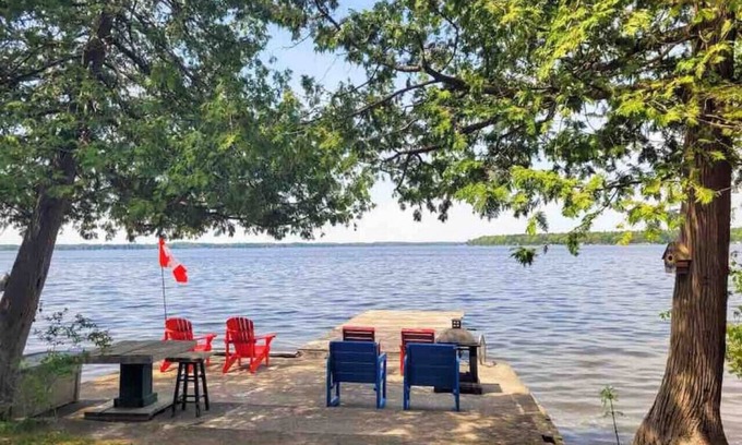 Pleasant Point Cottage | Scenic Rustic Pines Waterfront Cottage with Ocean Views