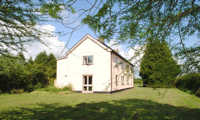 Bury St Edmunds House | Rustic Retreat in Rural Suffolk - Pet and Child Friendly!