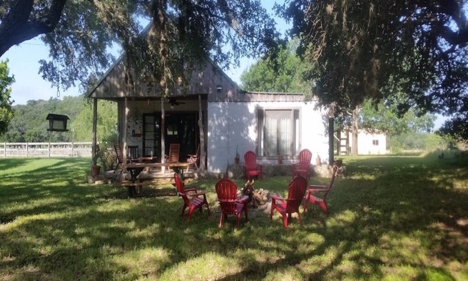 Uvalde Cabin | Cozy River Cabin Steps from the Water with Pet-Friendly Perks