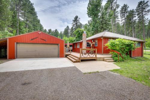 Sturgis House | Inviting Sturgis Cabin Retreat in Black Hills Forest