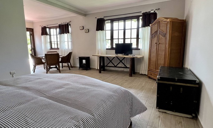 Cuenca Cabin | Rustic Suite Escape with Spa and Hot Tub Near Cuenca