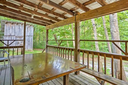 Taswell House | Rustic Taswell Cabin: Walk to Patoka Lake, Pet Friendly!