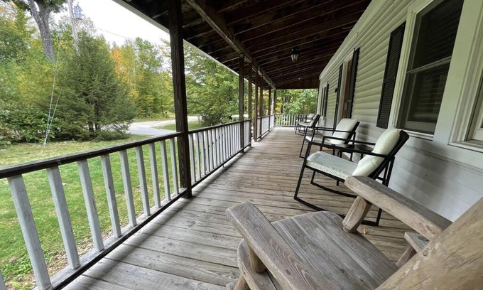 Windsor House | Inviting Holiday Homes in NH, USA for Family Getaways