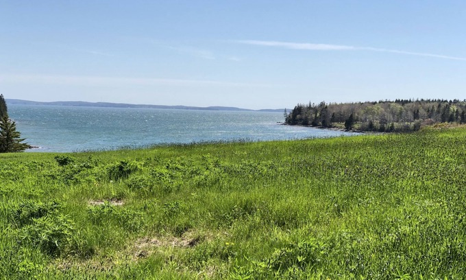 West Tremont House | Rustic Vintage Cottage with Ocean View in Duck Cove
