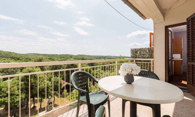 Vrsar Apartment | Cozy Apartment Dora with Balcony and Private Parking