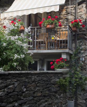 Mergozzo Apartment | Rustico Giorgia: Guest Rated 8.8, Pet and Child Friendly Stay