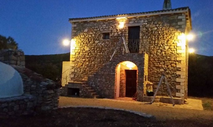 Sassari House | Ideal Retreat: Rustico in Pietra near the Sea with Kids' Amenities