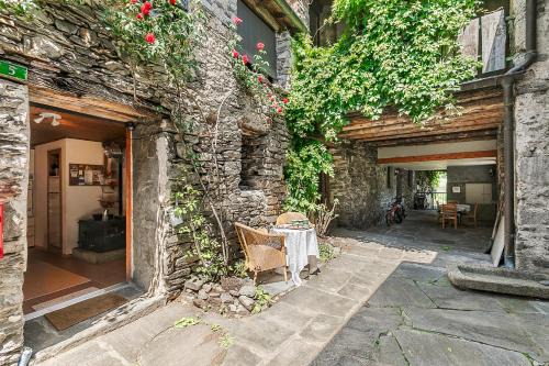 Sigirino House | Rustico Stock: Family-Friendly Retreat with Happy Rentals