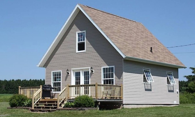 Rusticoville House | Cozy Rustico Tides Cottages: 9.8 Rated with Pool & Kitchen
