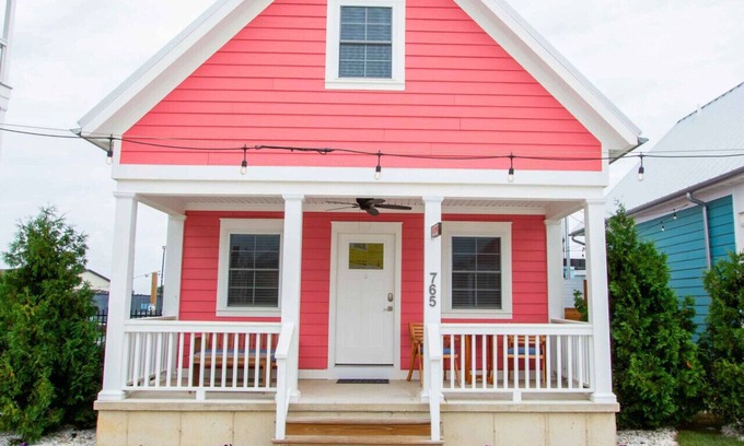 Celina Cabin | Lakeview Retreat: Rusty Crab Cottage with Pool Access