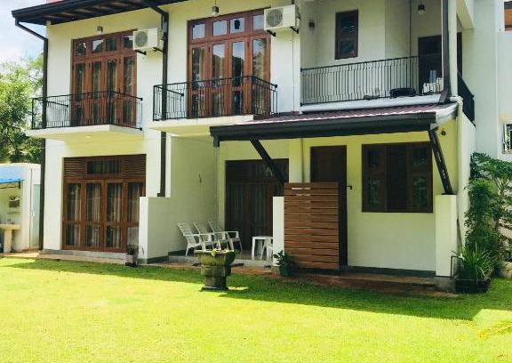 Thalawa Hotel | RUWINSONS Canal Garden