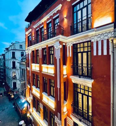 Asmali Mescit Hotel | Experience RUZ Hotels: 5-Star Stay with Family-Friendly Amenities
